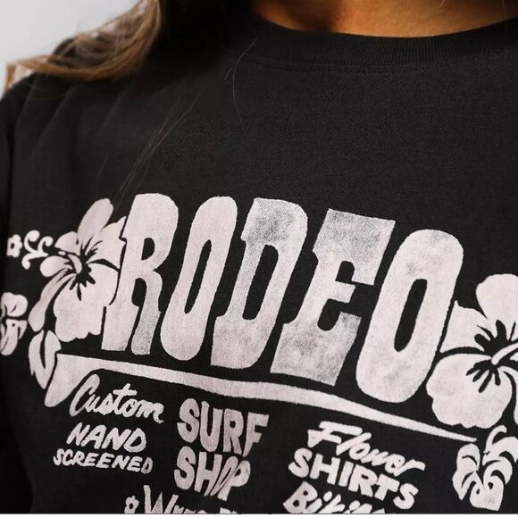 NWT Wrangler Oversized Tropical Rodeo Graphic T-Shirt Size Medium - Picture 3 of 9